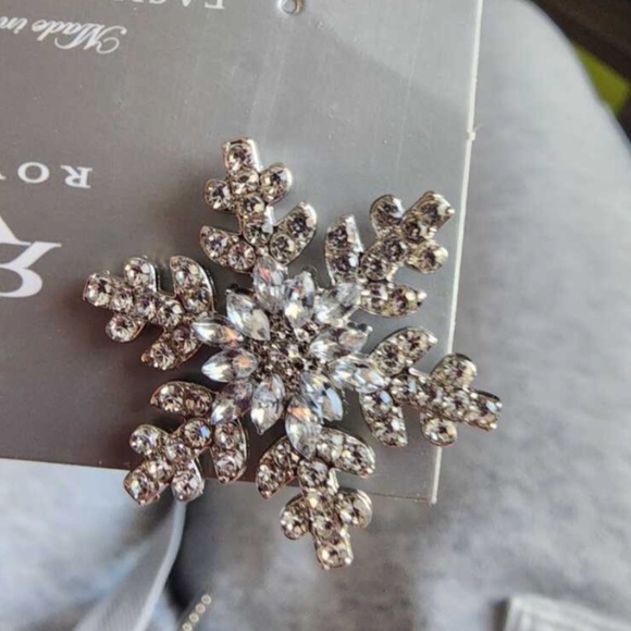 Silver Tone Snowflake Stud Earrings - Picture 7 of 7
